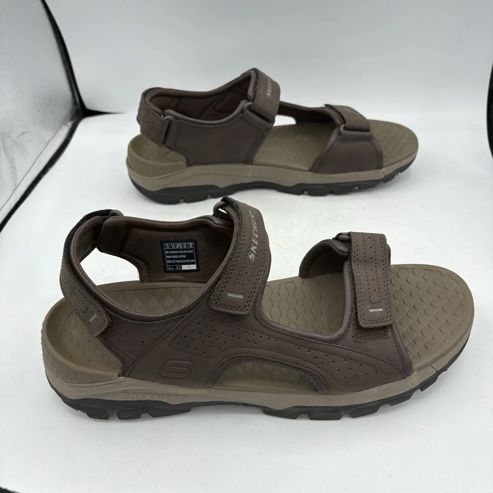 Skechers pre owned